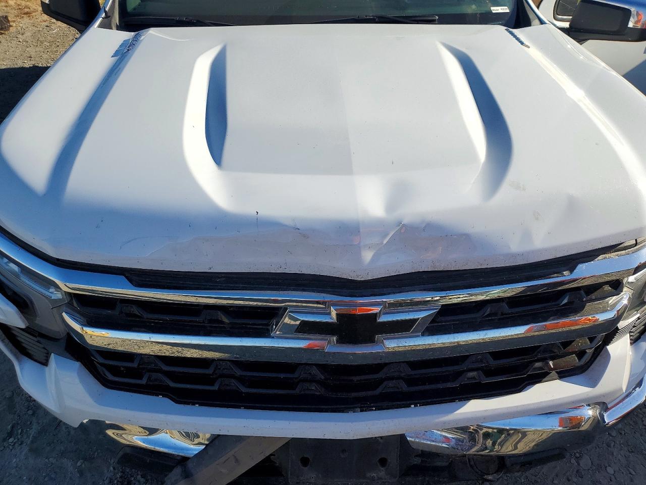 2024 Chevrolet Silverado K1500 LT