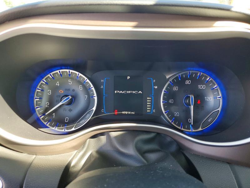 2017 Chrysler Pacifica Touring l