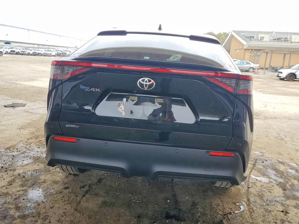 2025 Toyota Bz4x xle