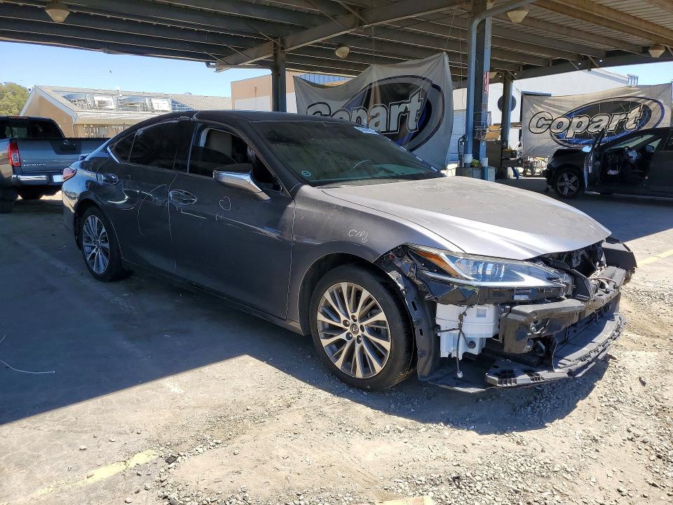 2021 Lexus Es 300h