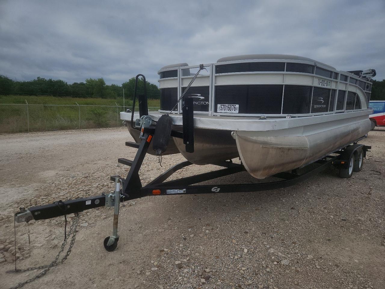 2021 Bennington SLX21-Boat