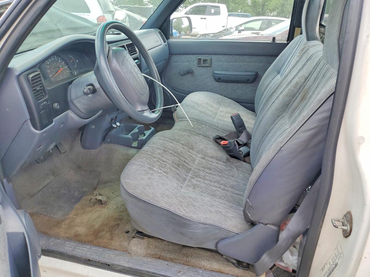 1999 Toyota Tacoma Base