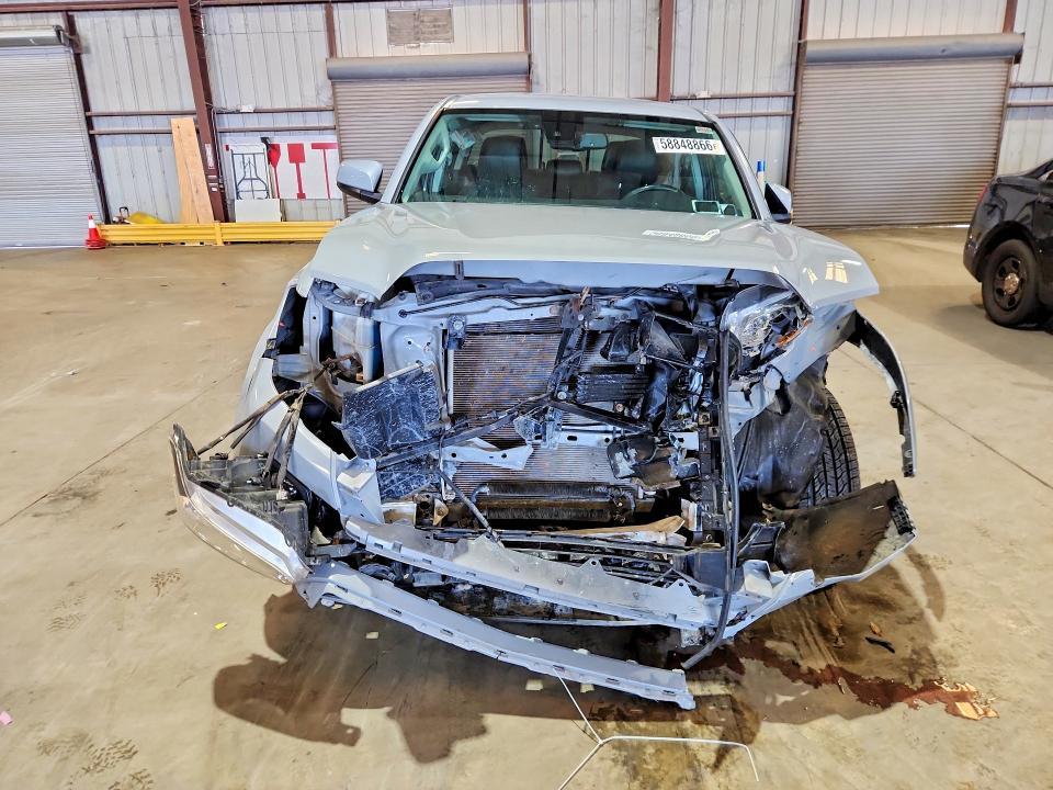 2019 Toyota Tacoma SR5 V6