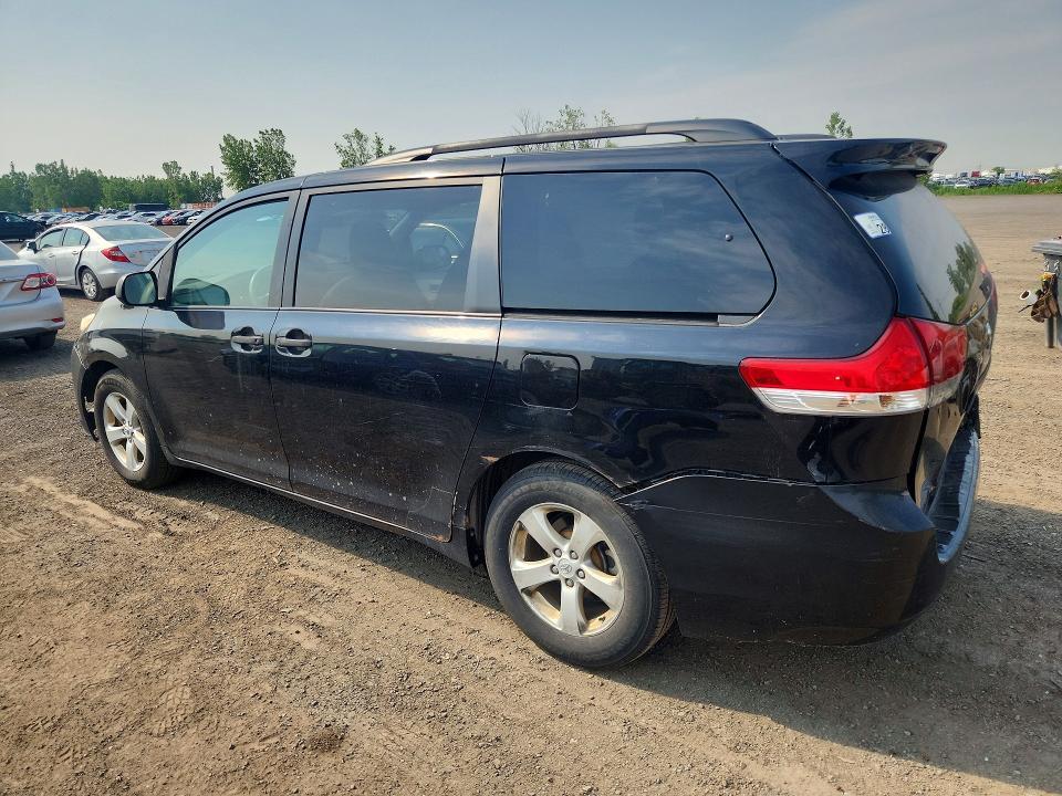 2011 Toyota Sienna Base 7-passenger