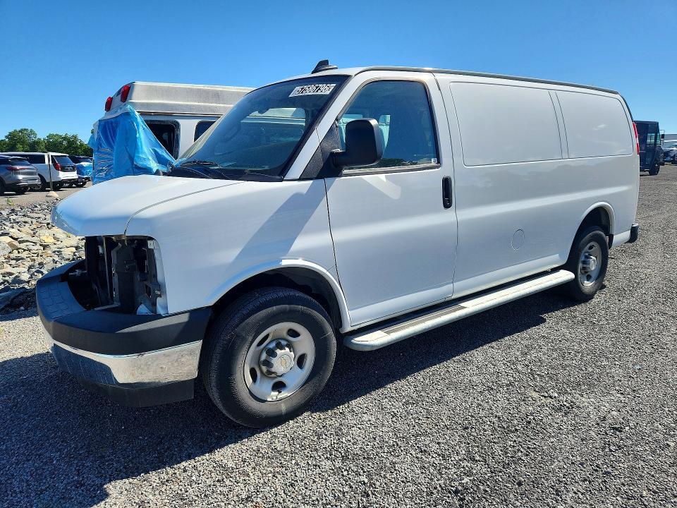 2024 Chevrolet Express G2500