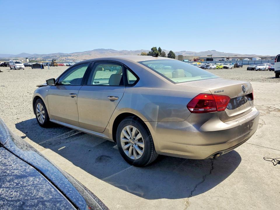 2015 Volkswagen Passat s