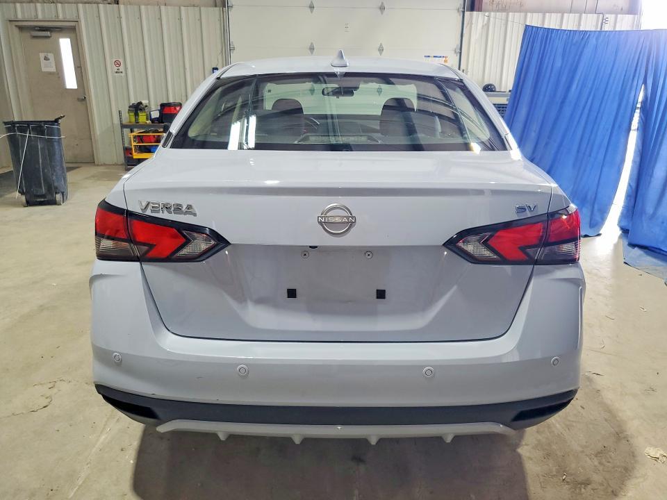 2024 Nissan Versa sv