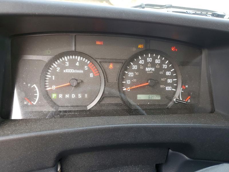 2025 Isuzu NPR HD BOX Truck