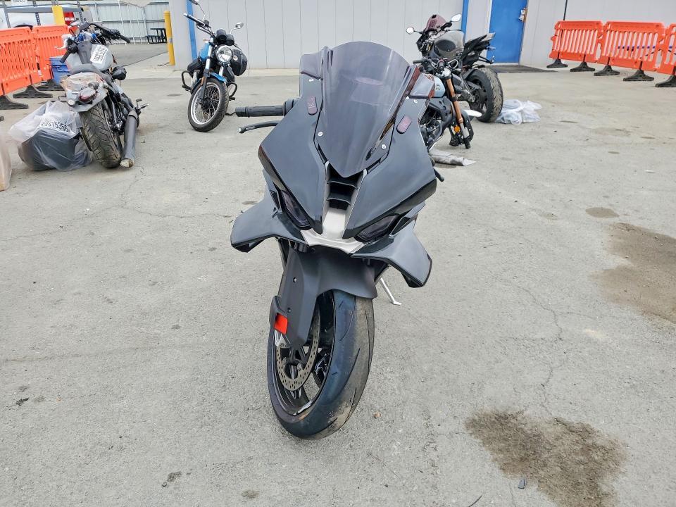 2025 BMW S 1000 RR
