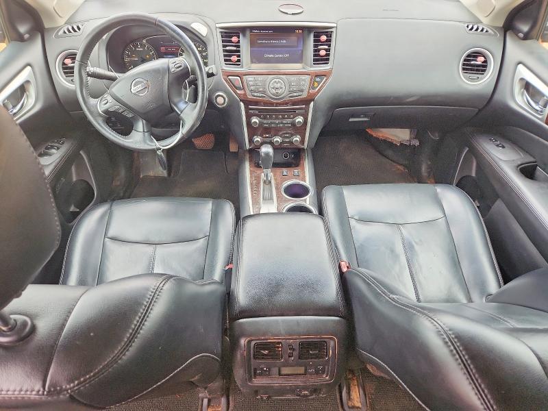 2015 Nissan Pathfinder sl