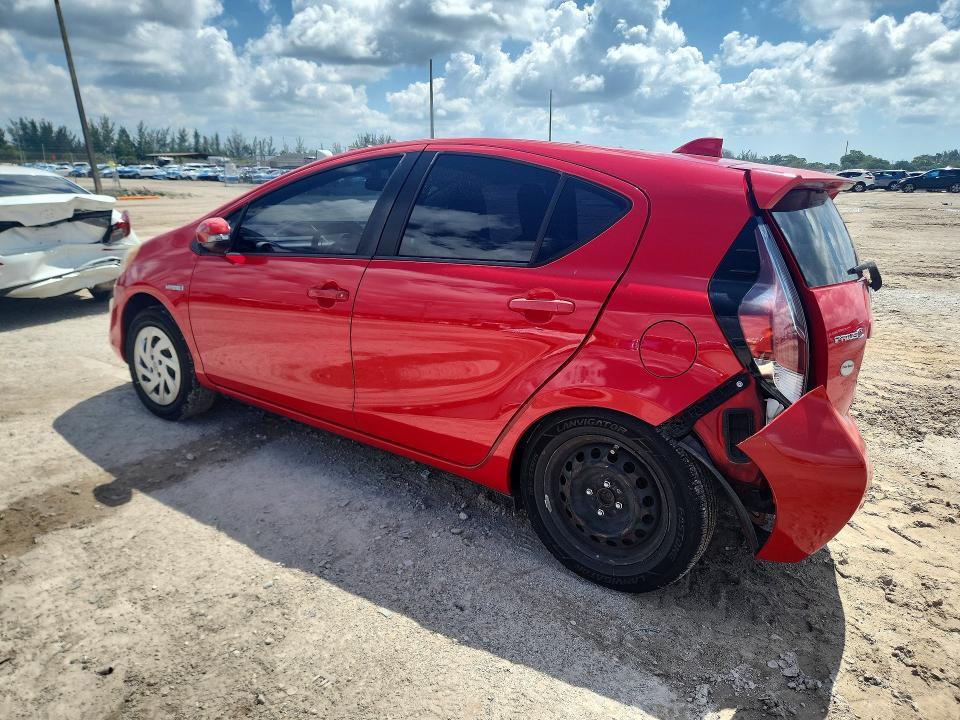 2016 Toyota Prius c one