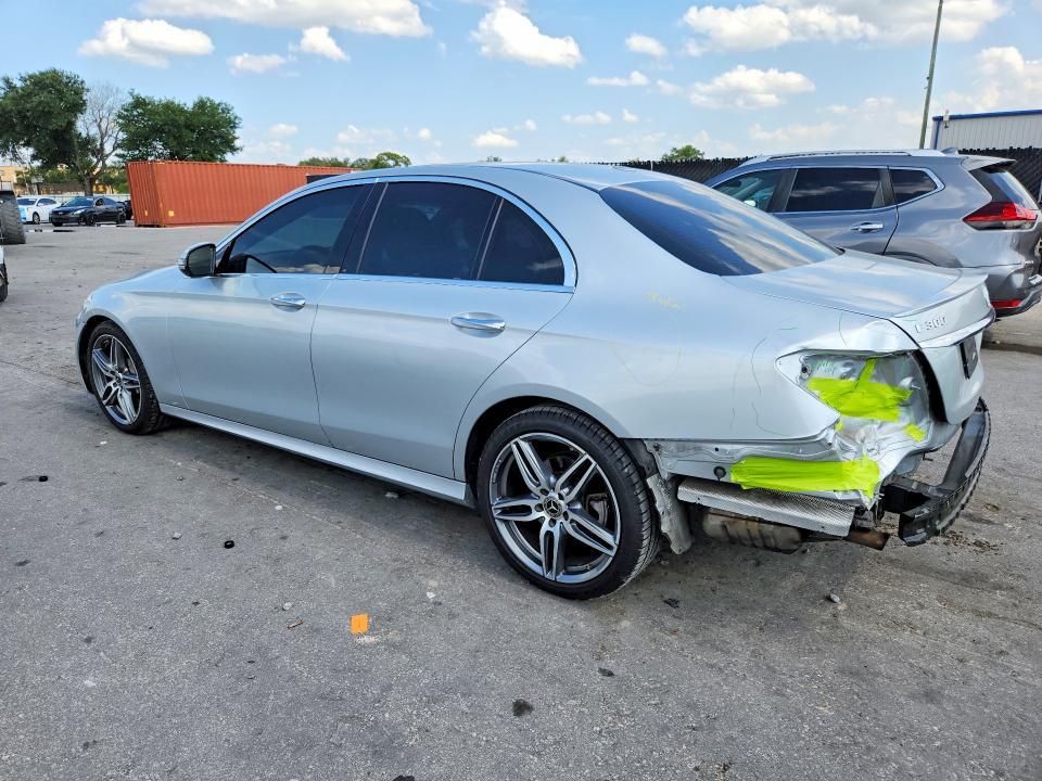 2019 Mercedes-Benz E 300