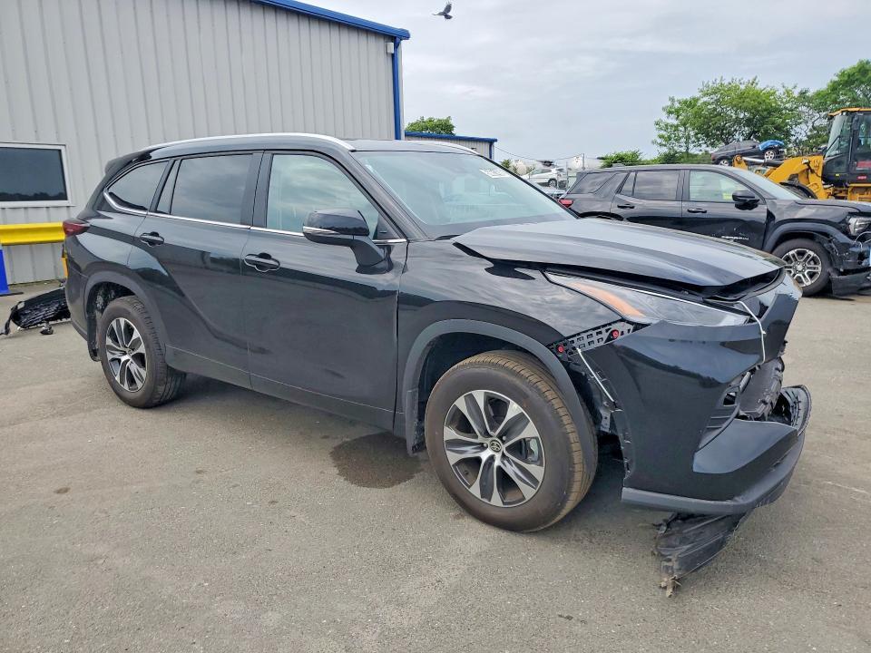 2026 Toyota 2026 Toyt Highlander