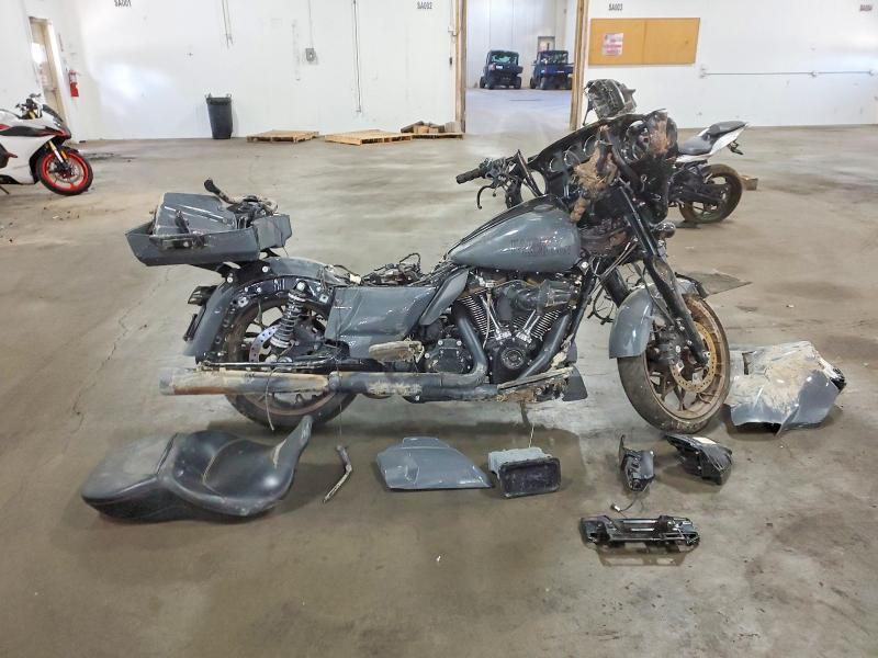 2022 Harley-Davidson Flhxst