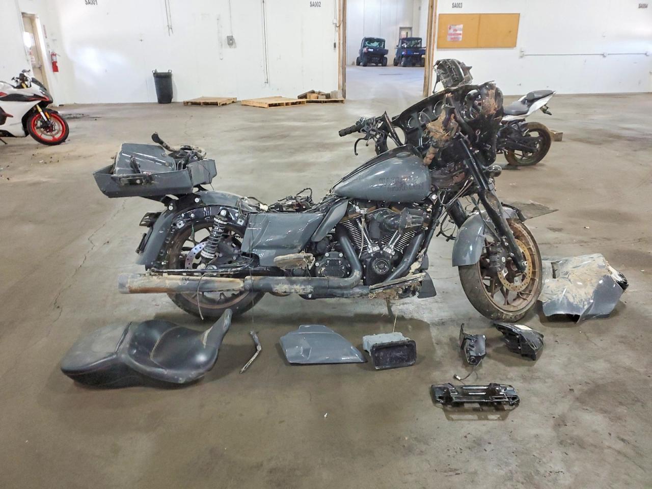 2022 Harley-Davidson Flhxst