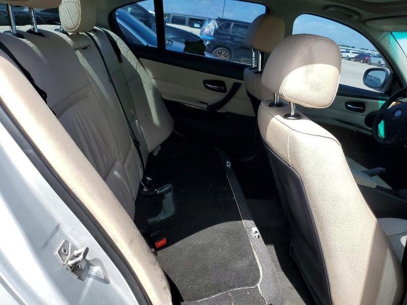 2011 BMW 328 i