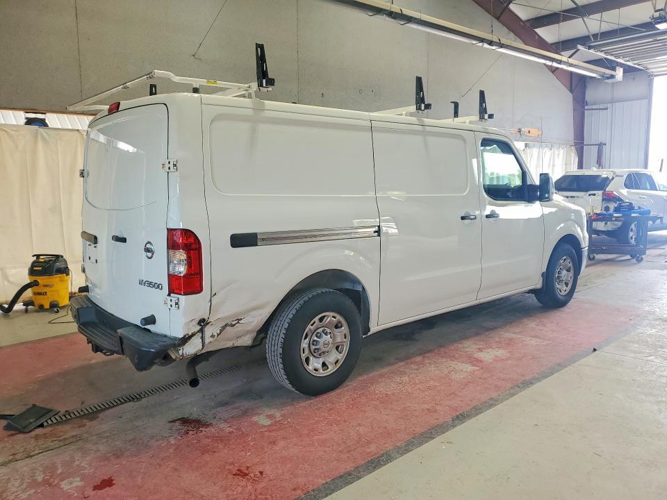 2021 Nissan NV 3500 HD SV