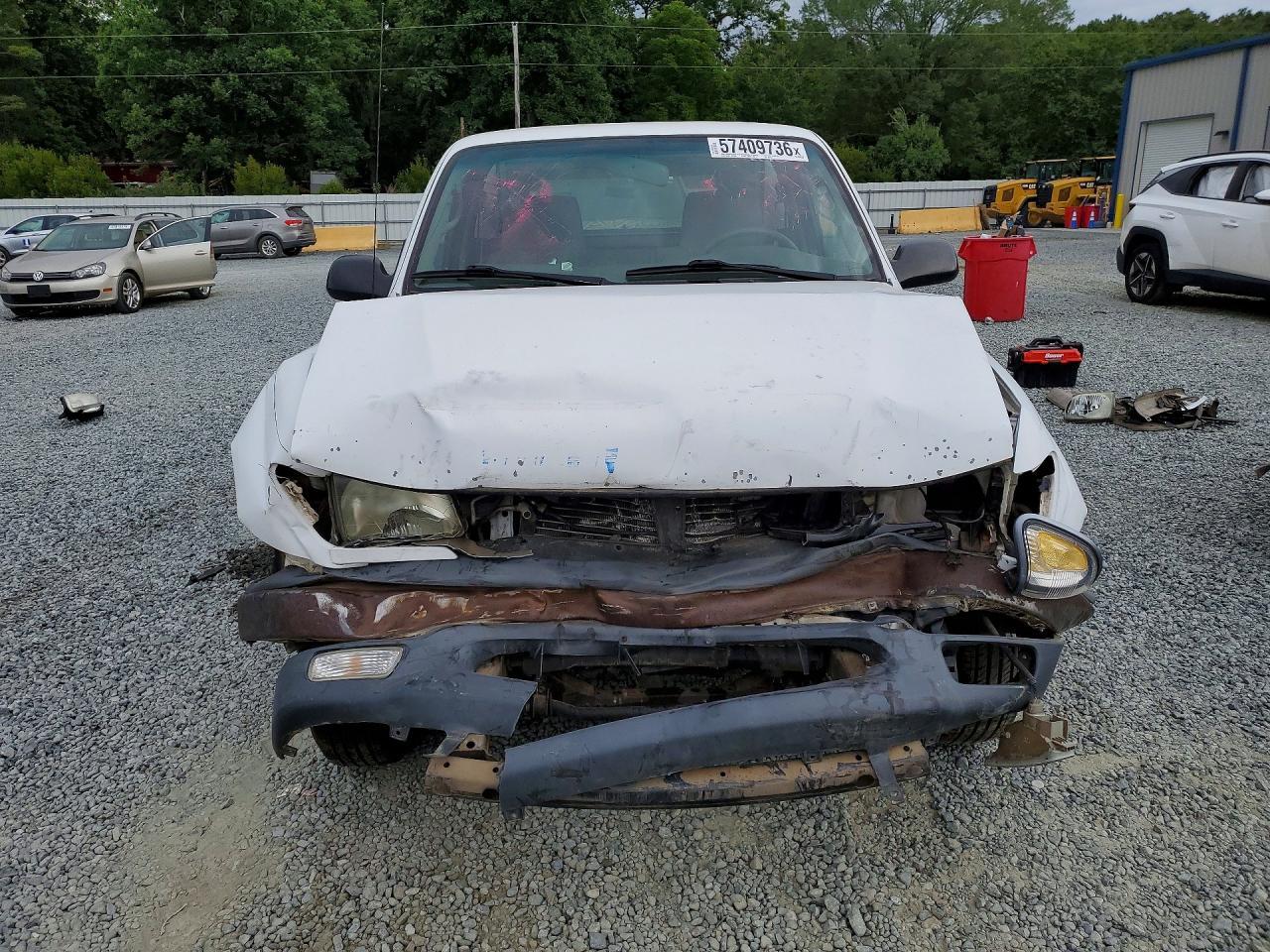 2002 Toyota Tacoma Base