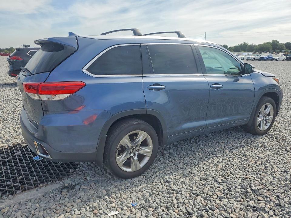 2017 Toyota Highlander Limited