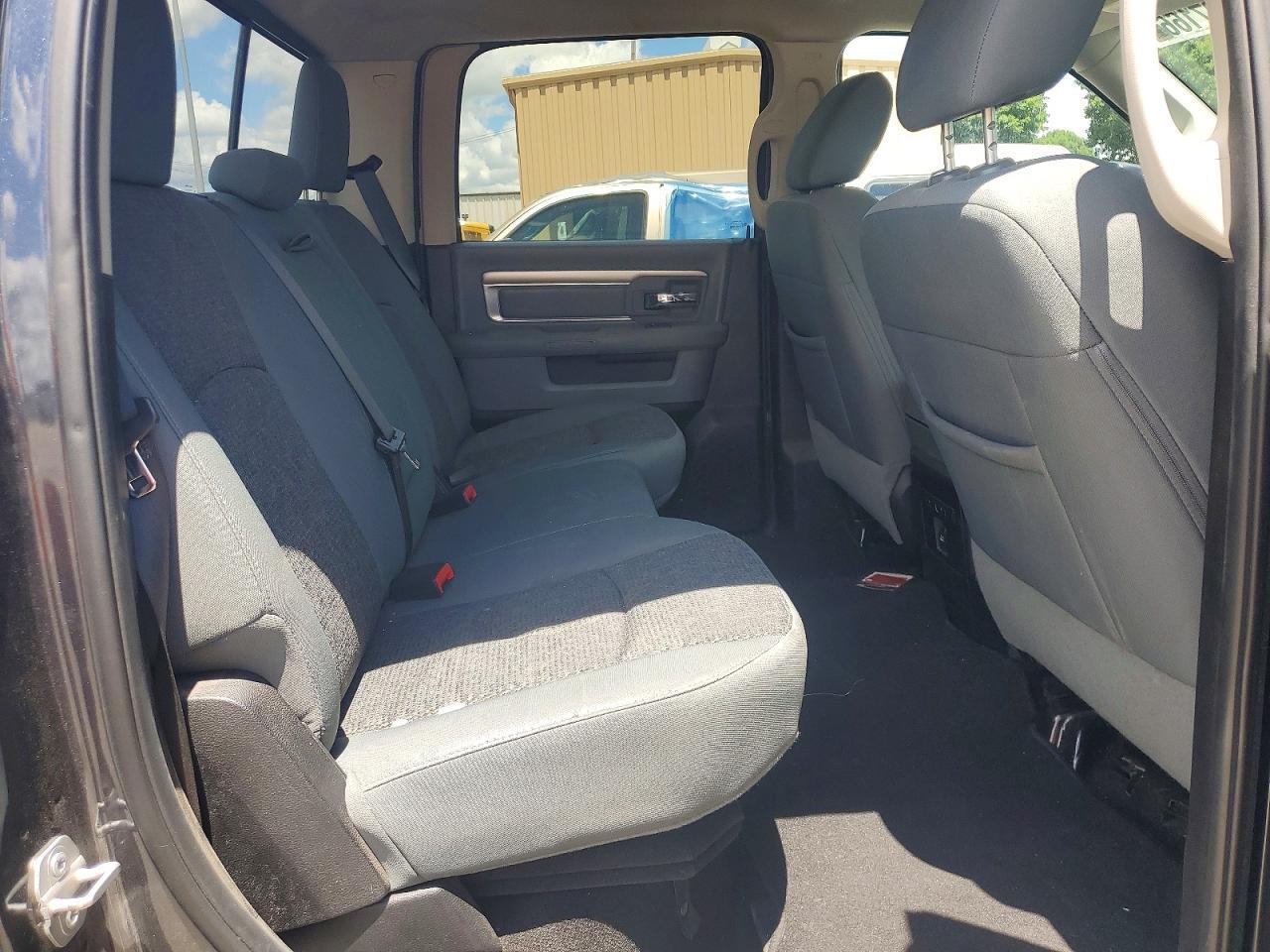 2016 Dodge RAM 1500 SLT