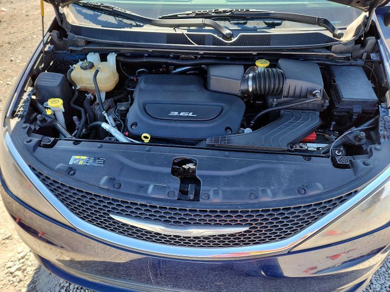 2017 Chrysler Pacifica LX