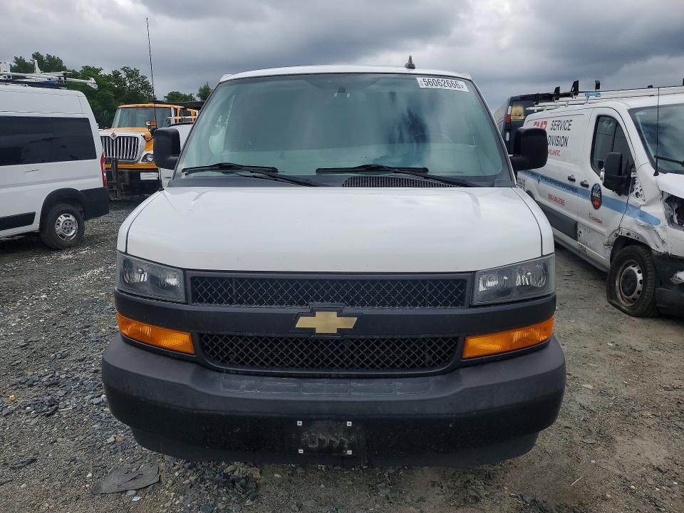2020 Chev Express
