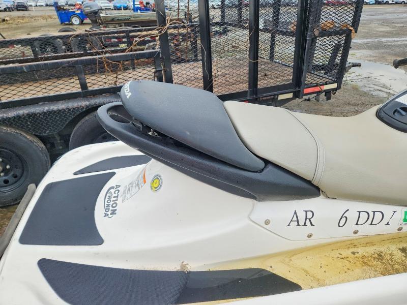 2004 Honda Aqua Trax