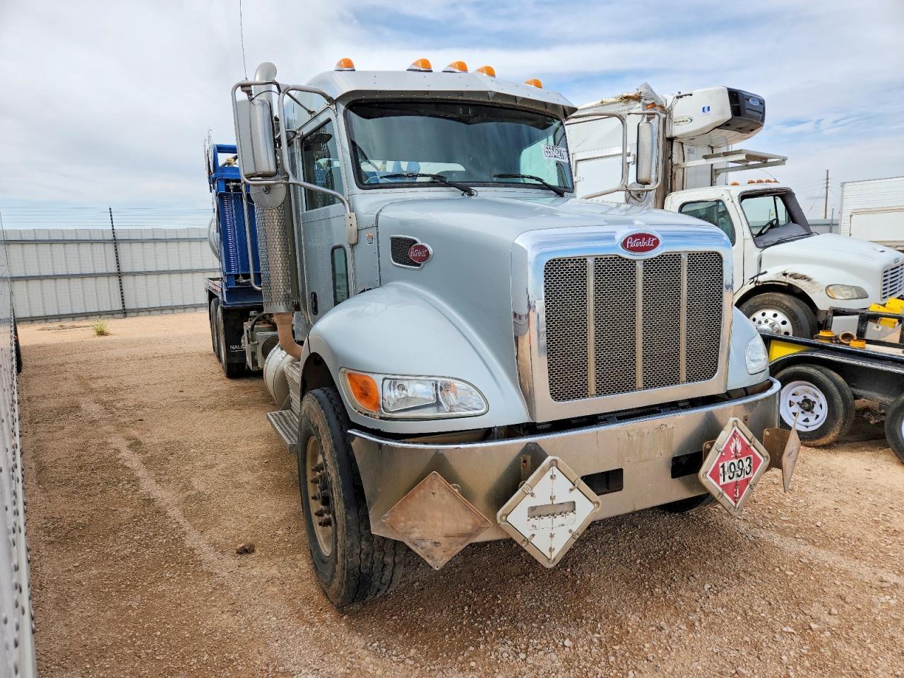 2015 Peterbilt 348 Vacuum Truck
