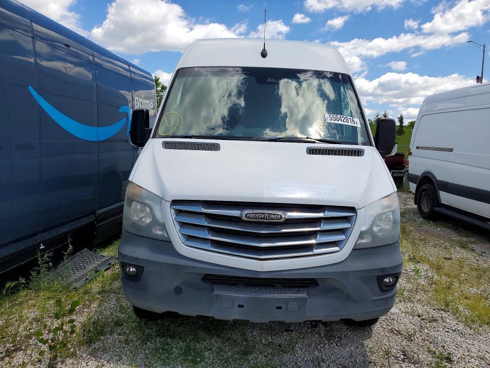 2014 Freightliner Sprinter 3500 Delivery van