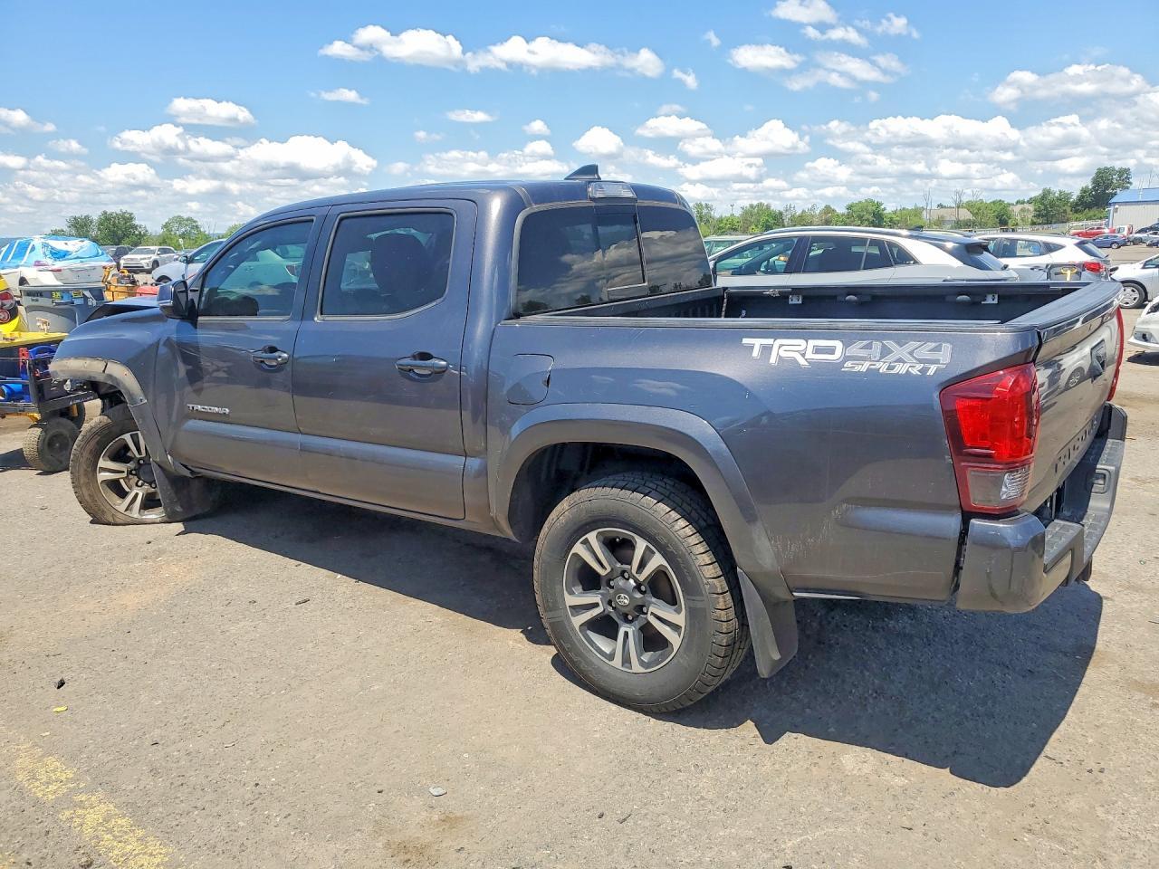2018 Toyota Tacoma TRD Sport