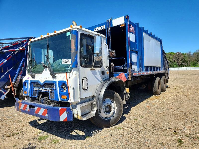 2011 Mack Mru600 Refuse Truck