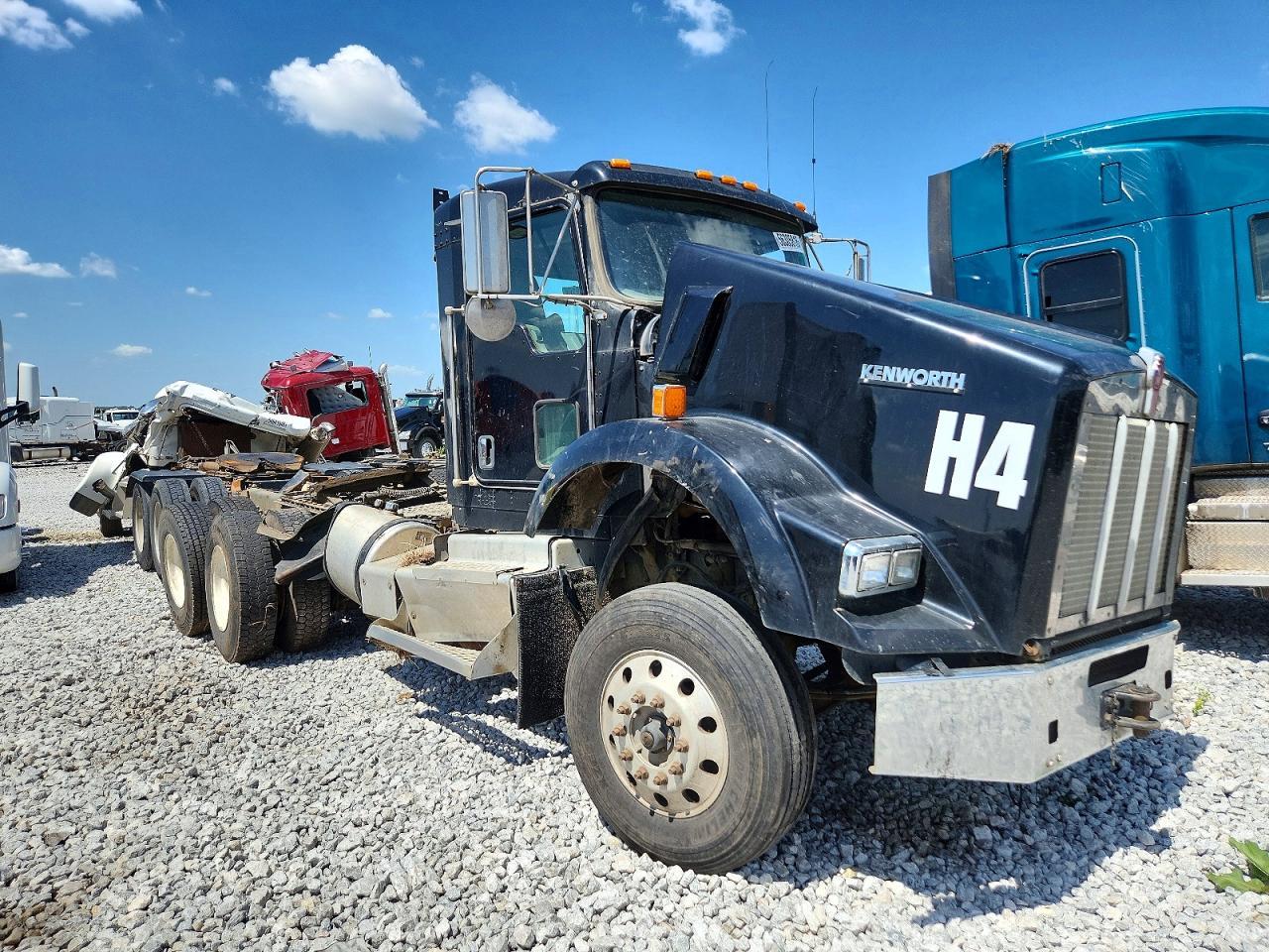 2015 Kenworth T800 Semi Truck