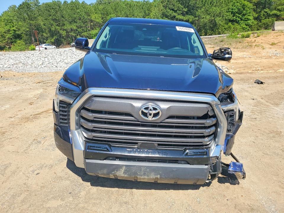 2023 Toyota Tundra Crewmax Limited