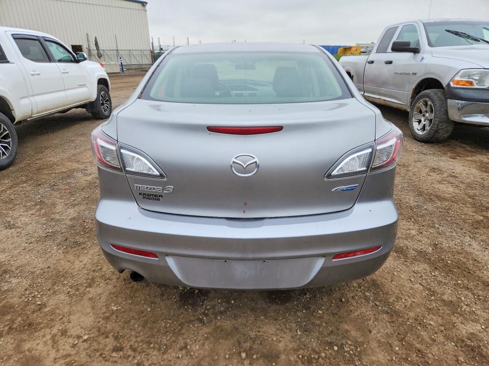 2013 Mazda 3 I
