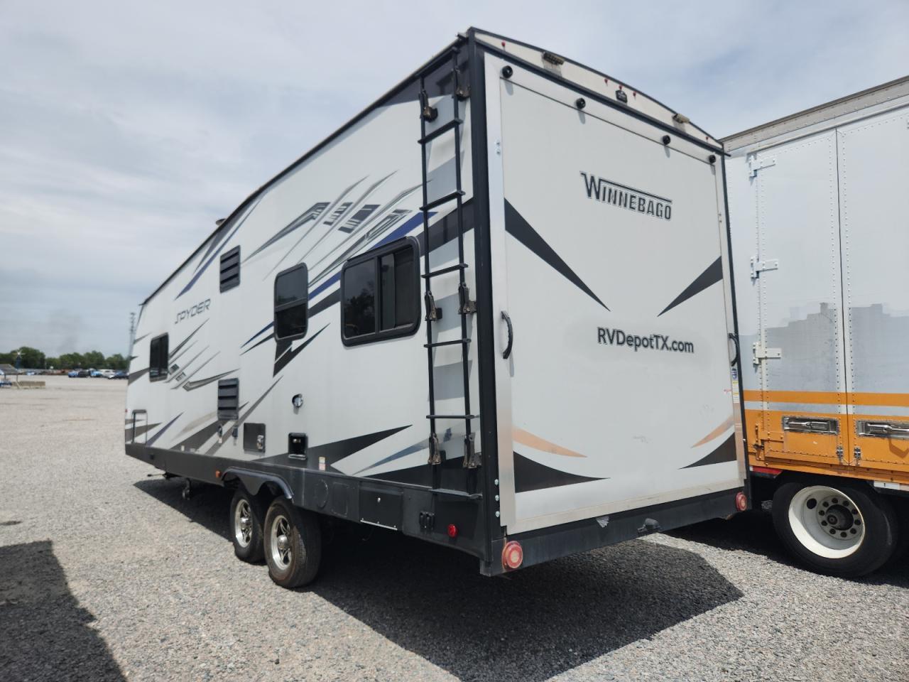 2020 Winnibago Spyder Camper