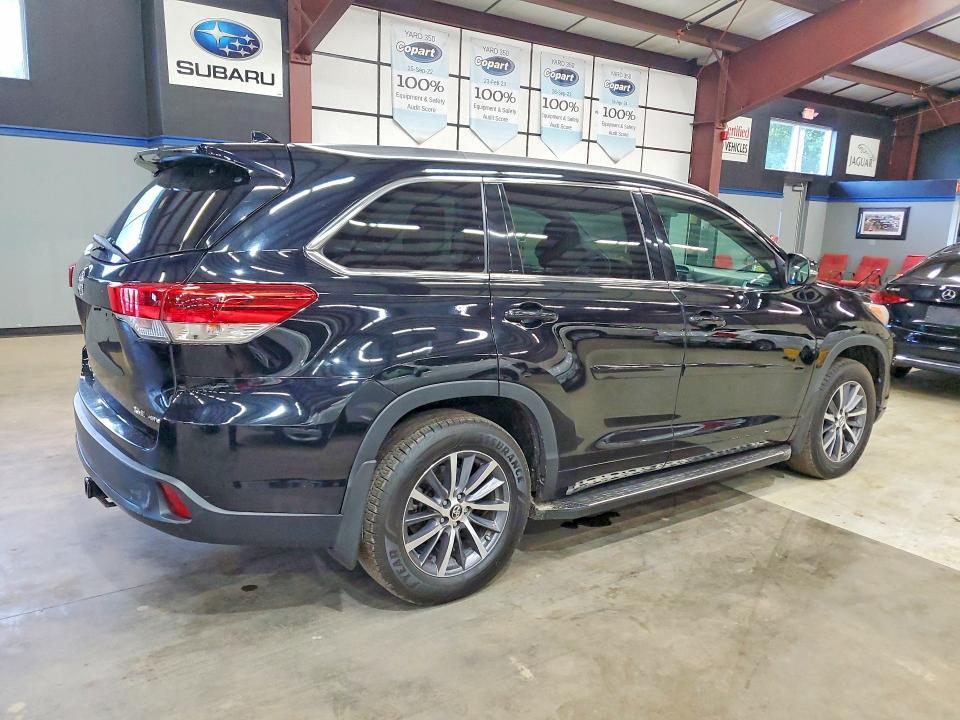 2017 Toyota Highlander xle