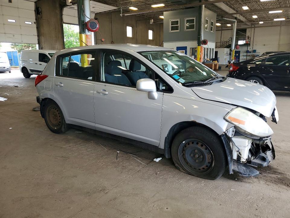 2008 Nissan Versa 1.8 s