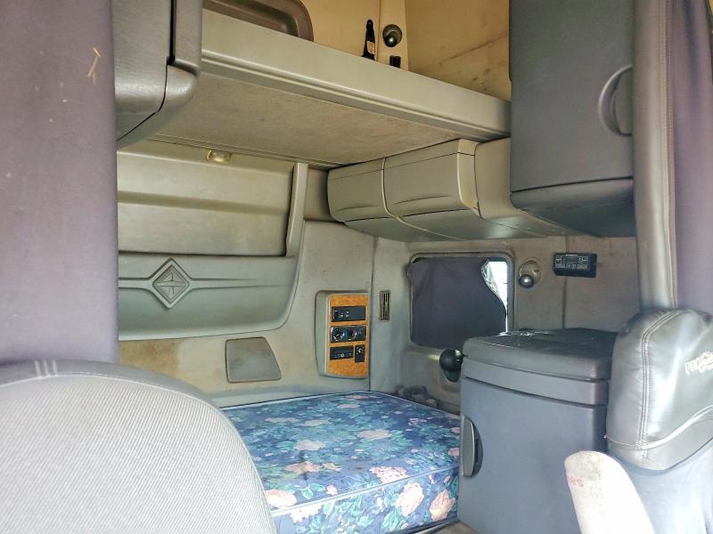 2010 International LF627 Semi Truck