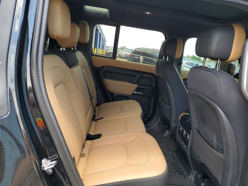 2025 Land Rover Defender 110 x