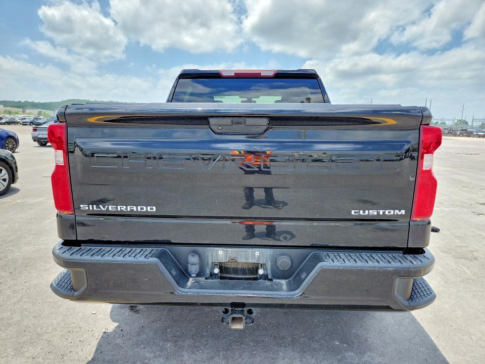2021 Chevrolet Silverado C1500 Custom
