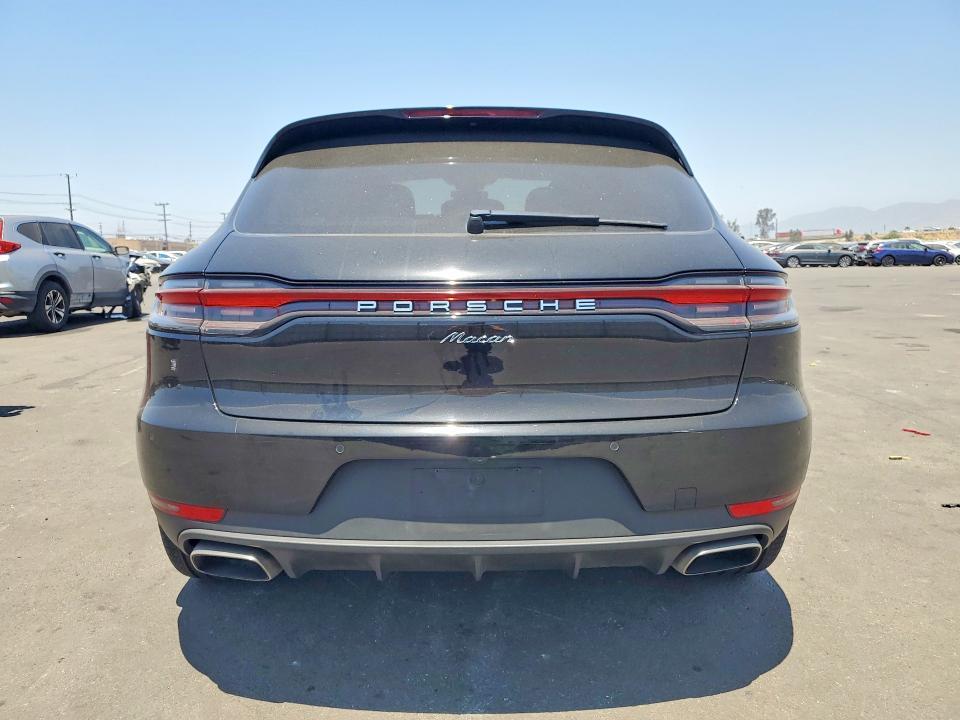 2021 Porsche Macan