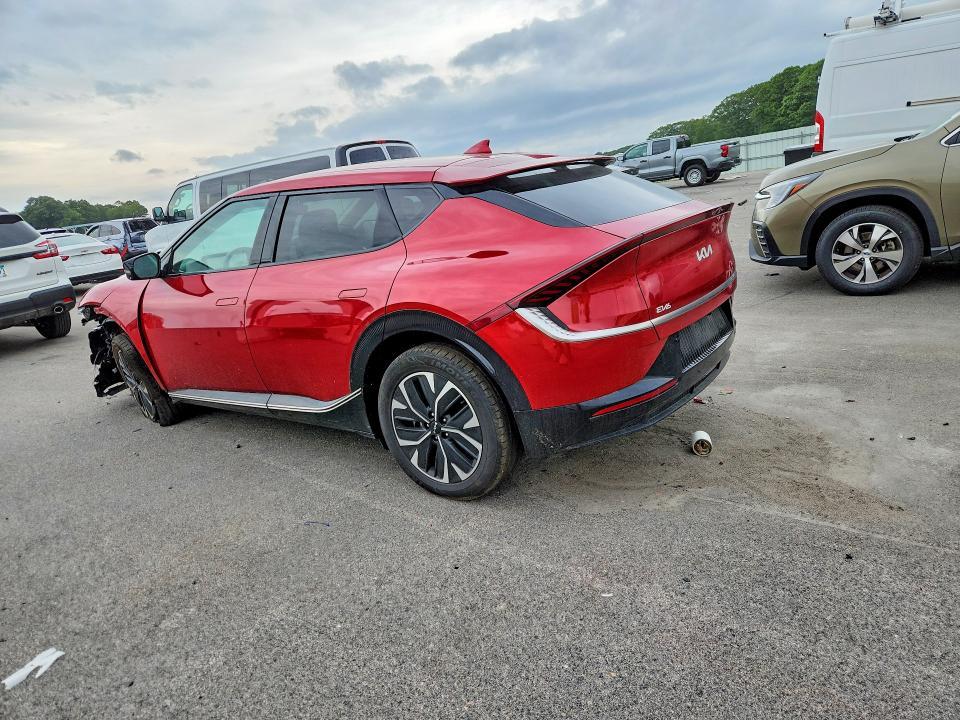 2024 KIA EV6 Wind