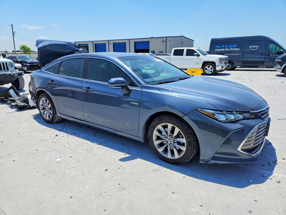 2019 Toyota Avalon Hybrid xle