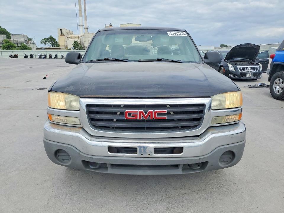 2004 GMC New Sierra C1500
