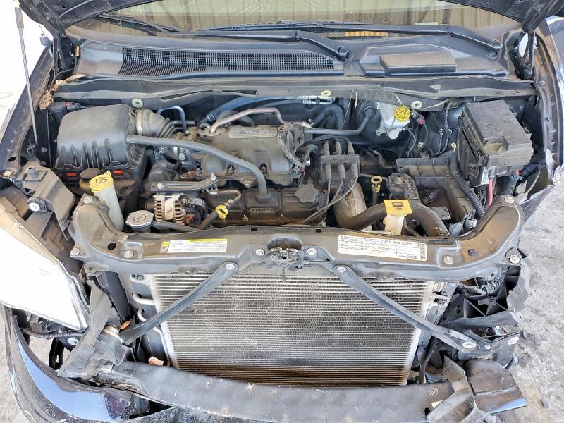 2010 Chrysler Town & Country lx