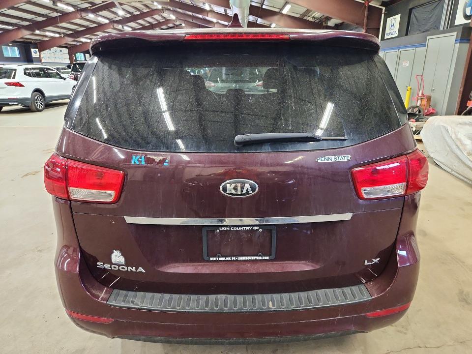 2017 KIA Sedona lx