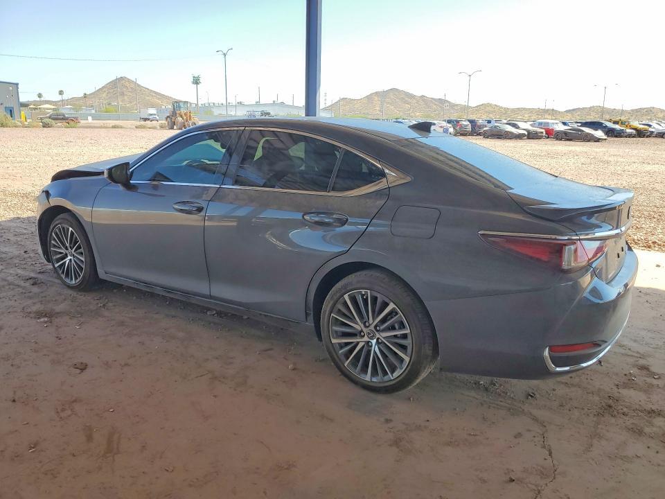 2025 Lexus Es 300h Base