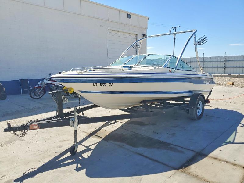 1990 Sea Ray SRV180