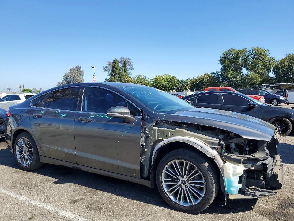 2015 Ford Fusion se