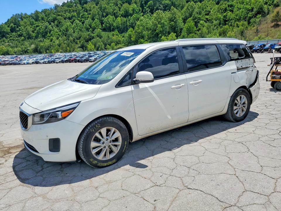 2017 KIA Sedona lx